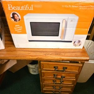 Drew barrymore beautiful microwave